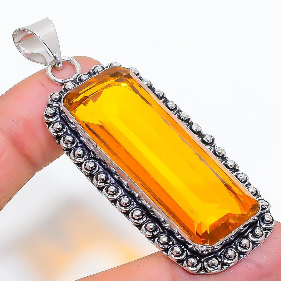 

Honey Topaz Gemstone Handmade Ethnic Jewelry Pendant 2.56 VR-3943