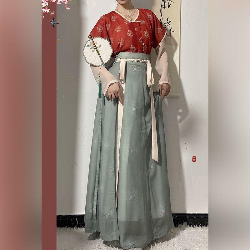 Sada dámských šatů ve stylu čínské dynastie Tang Tradiční Hanfu denní košile a dlouhá sukně s výstřihem