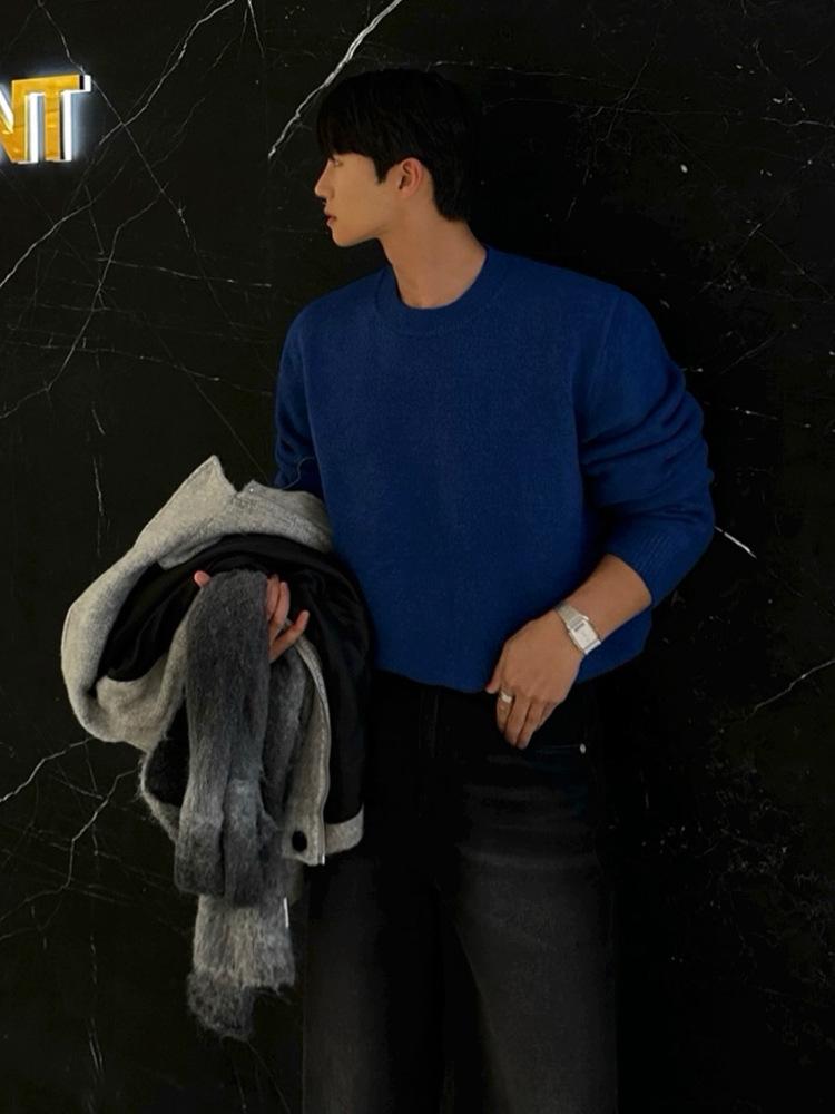 Men's Winter Thick Knit Pullover Sweater - Simple Round Neck Korean Style