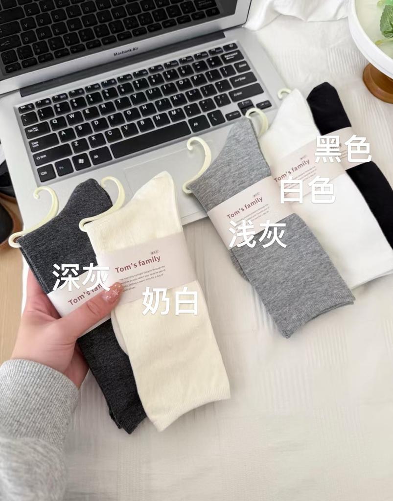 Early Spring Versatile, Ultra-Thin Calf Socks, Pure Cotton Comfortable Casual Piled Socks, Girls' Solid Color Long Socks, Gray System