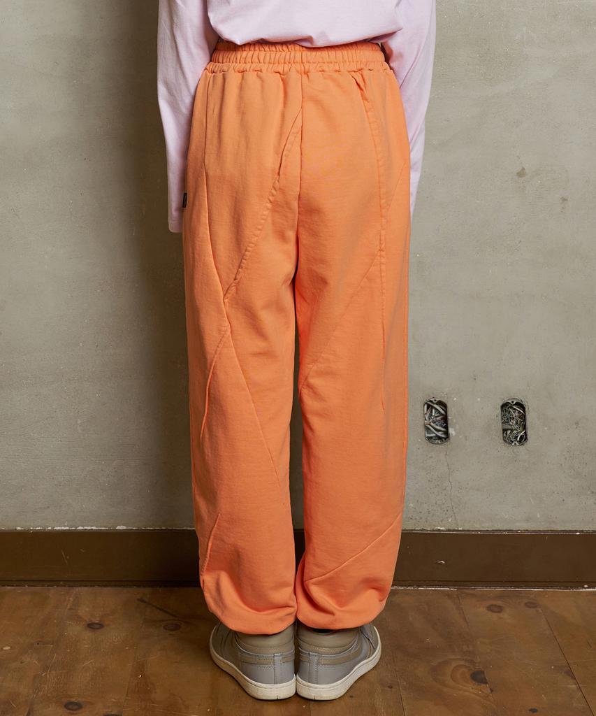 UNALLOYED Dyed Dart Sweatpants / Peach