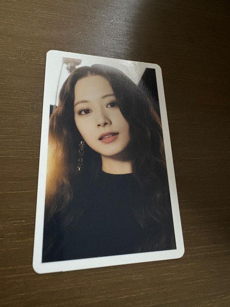 [USED] TWICE Celebrate High-five Ticket Tzuyu Trading Card