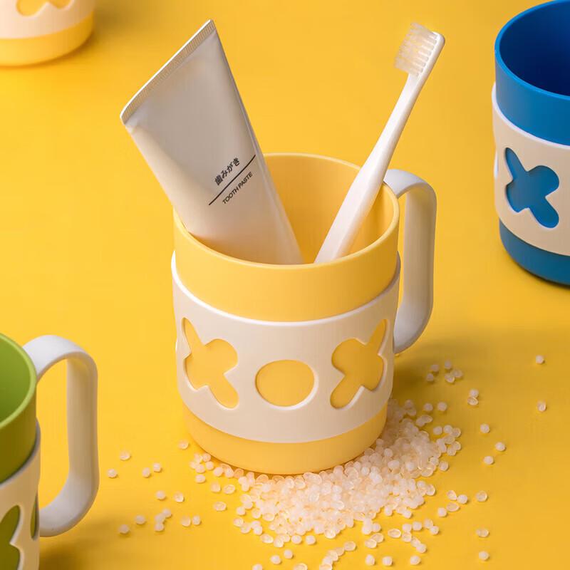 Chahua XO Letter Toothbrush Cup Set
