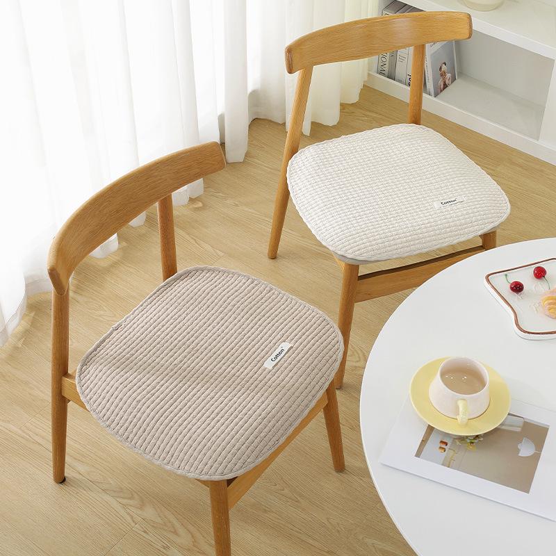 

Breathable All-Season Cotton Chair Cushion - Non-Slip Dining Pad for Comfort 45x47cm зелений