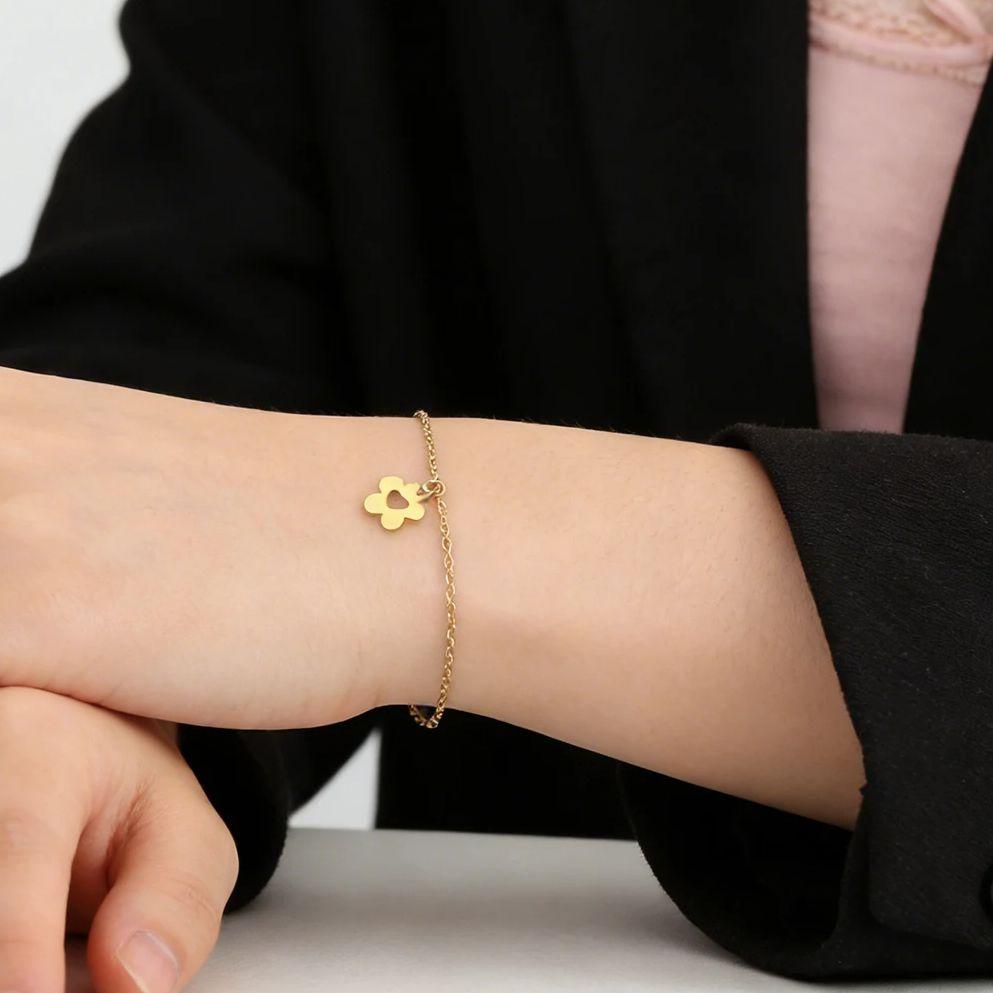 Teamer Adjustable Flower Heart Bracelet Stainless Steel Minimalist Jewelry for Women Girls Gold Color Lucky Charm Birthday Gift