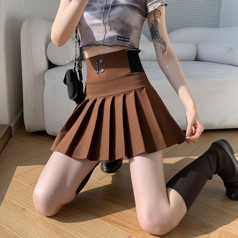 Qooth Elastická Plisovaná Mini Sukně Černá Preppy Styl Sukně Ležérní S Vysokým Pasem Áčková Sukně QT2058