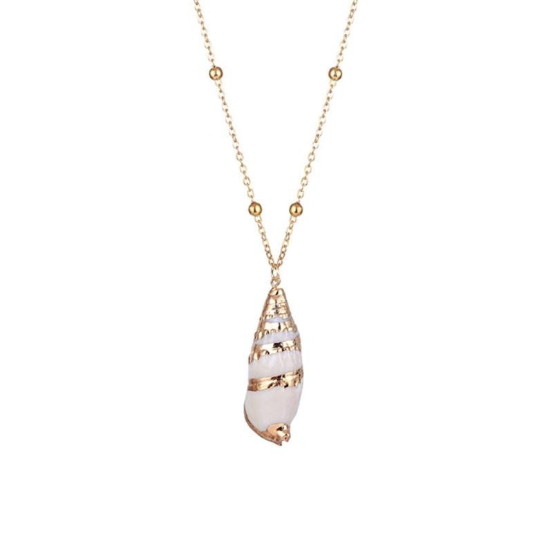 

Unique Shell Pendant Necklace Lightweight Alloy Materials Beach Collar Jewelry Accessories For Beachwear Gifting