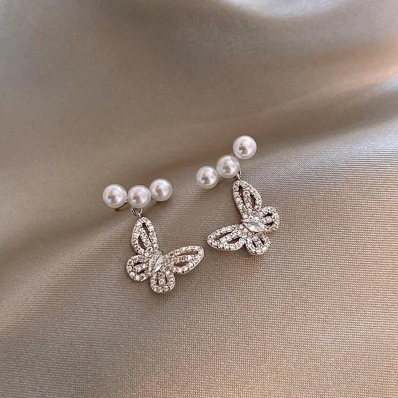 Exquisite 2025 Diamond & Pearl Butterfly Stud Earrings - High-End Luxury for Women