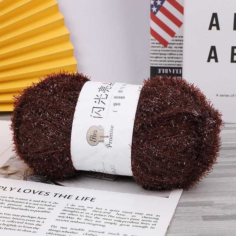 Korean-Style Handmade Strawberry Dishcloth: Non-Stick Oil, Bright Silk and Gold Thread Yarn, Glass Fiber.