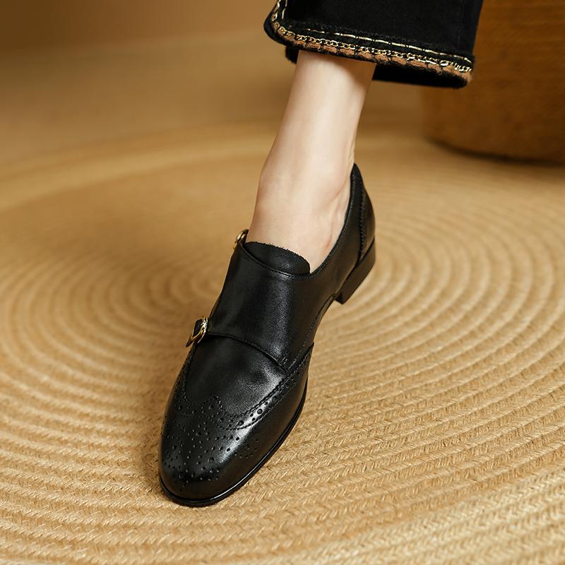 Fashion 2025 New Spring Women Loafers Round Toe Chunky Heel Shoes for Women Belt Buckle Women Pumps Brogue Shoes Genuine Leather