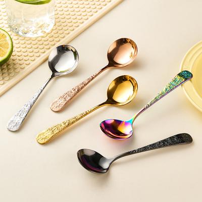 Edelstahllöffel mit rutschfestem Griff Hammermuster-Design Suppe Reis Nudeln Löffel Multifunktional