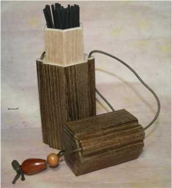 

Aizu Paulownia Incense Burner in Made Japan
