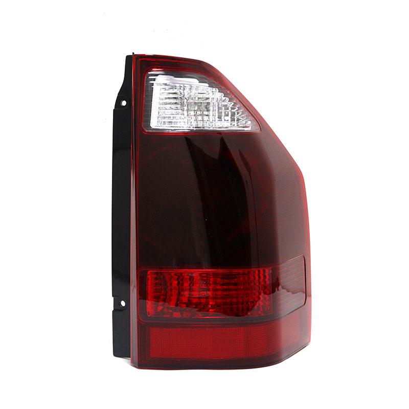 For Mitsubishi Pajero V73 2003-2007 Car Rear Tail Light Warning Brake Light Turn Signal Fog Lamp Auto Parts Taillight Assembly