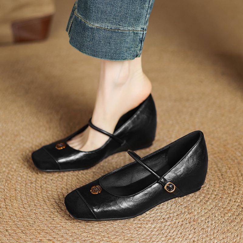 New Four-season Wear Women's Casual Single Shoes Solid Color Buckle Square Head Light Mouth Bevel Heel Lazy Shoes Large and Small Size Women's Shoes