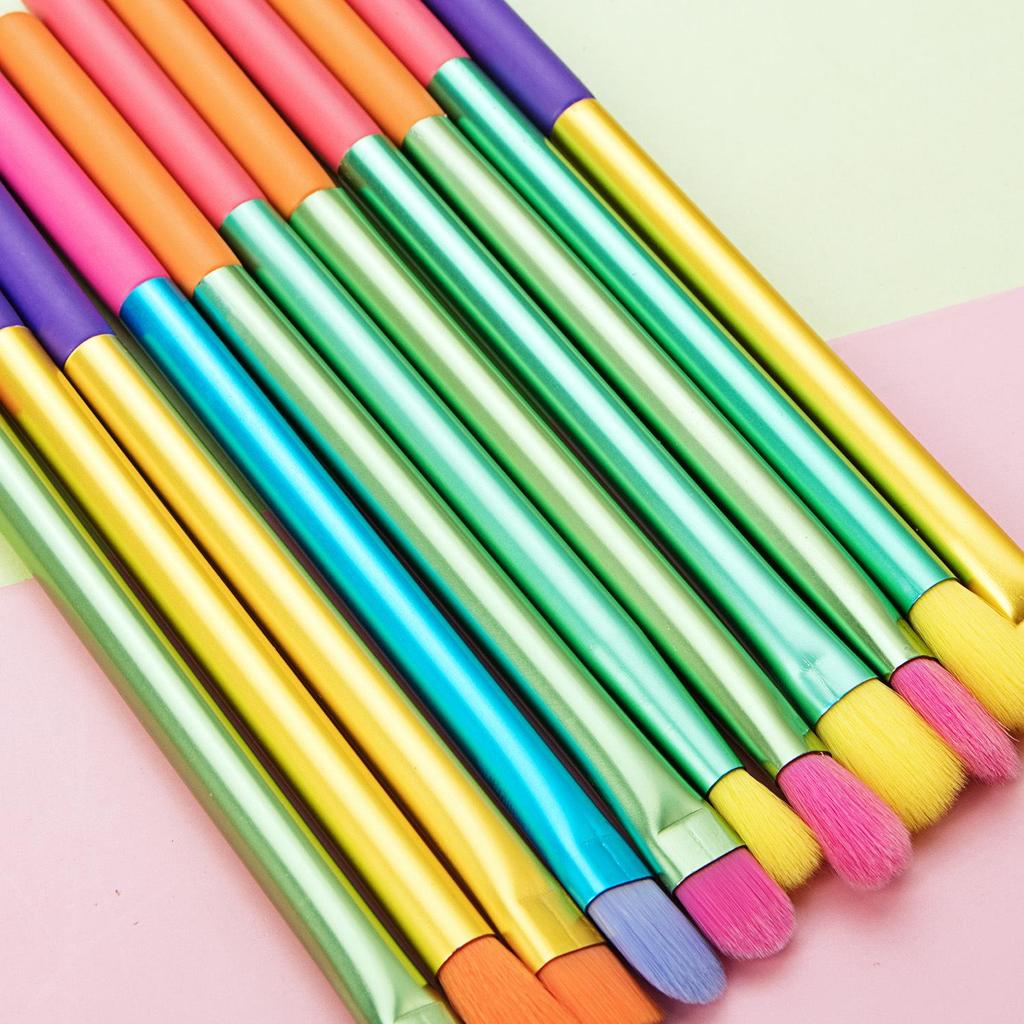 Nongying 15-Piece Makeup Brush Set: Powder, Foundation, Eyeshadow & Beauty Tools