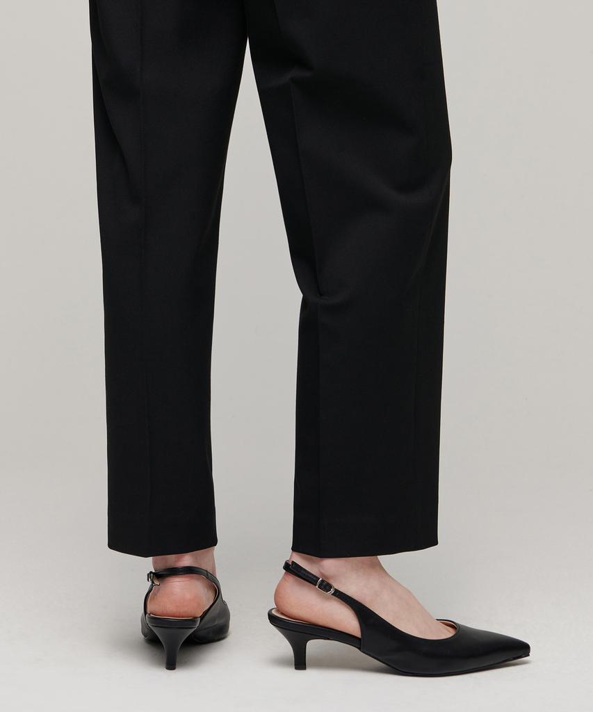 MUSINSA STANDARD WOMAN Women'S Waistbandless Tapered Crop Slacks [Black]