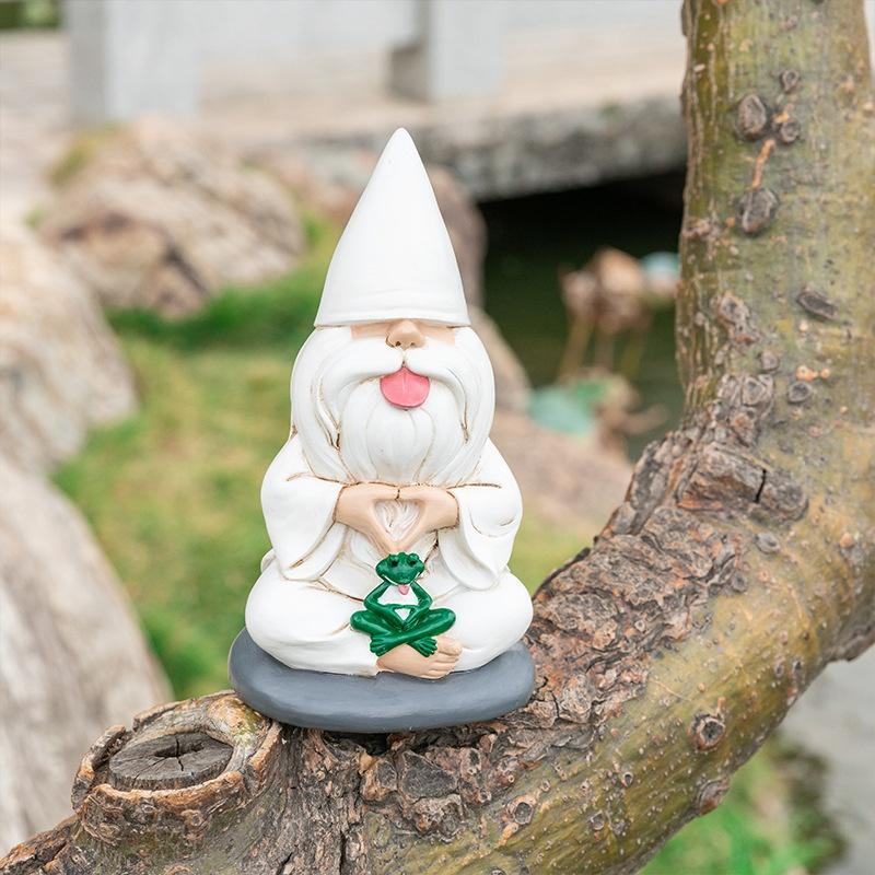 1PC Gnome Statue Garden Ornaments Decorations Gnome Figurine for Garden Sculpture Resin Crafts