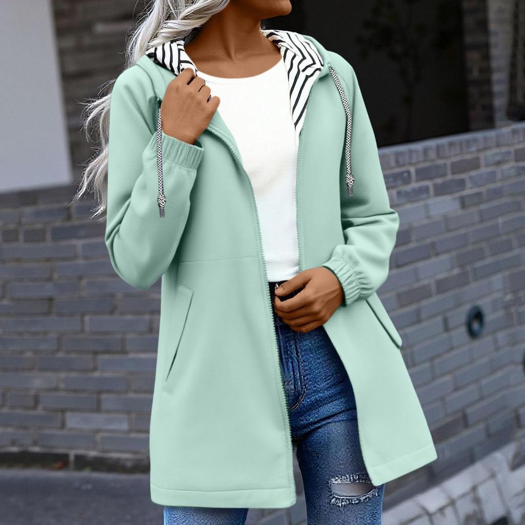 Women's Fashionable Color Blocked Long Sleeved Hooded Outdoor Thin Waterproof Running Sports Jacket, Submachine Jacket