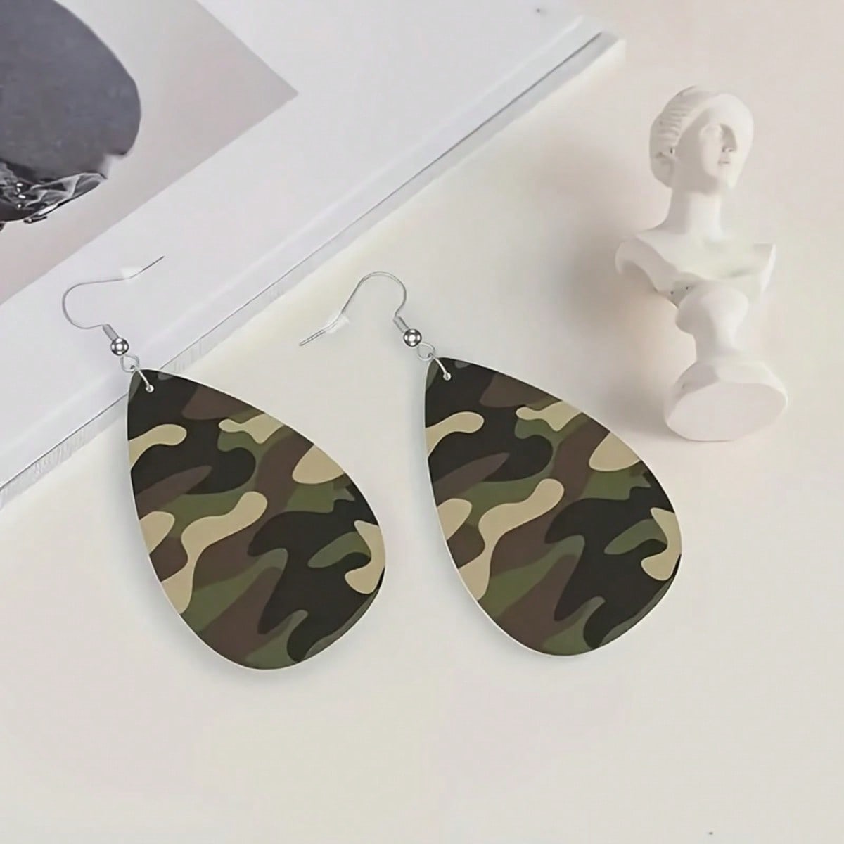 

1 Pair of Retro Style Camouflage and Leopard Print Fake Leather Tear Drop Earrings - Lightweight, Suitable for Casual Wear or Gift Giving