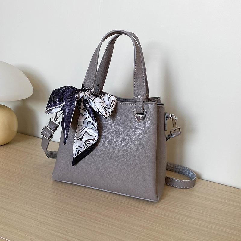 PU Women's Handbag Crossbody Bag Commuter Tote Bag