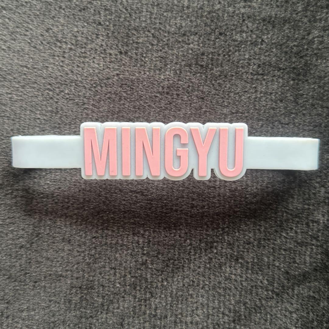 

[Б/У] Аксессуары для лайтстика SEVENTEEN Мингю