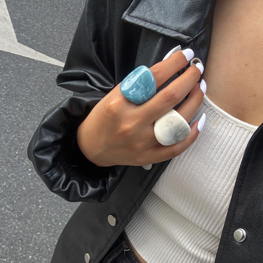 Korean Colorful Acrylic Rings Vintage Round Rings for Women Big Kpop Finger Ring Punk Resin Knuckle Joint Ring Aesthetic Jewelry