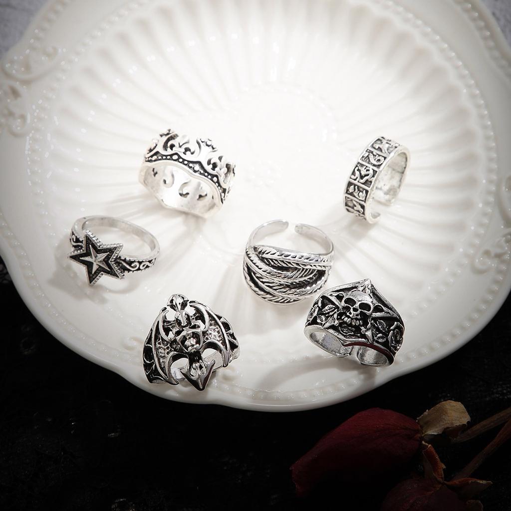 Gothic Totenkopf Ring Set Verstellbare Fingerringe Legierung Textur Dating Ringe Perfekt für Partys und Festivals Jeden Anlass