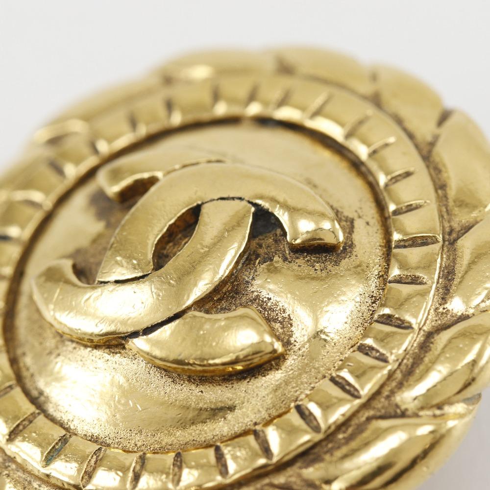 CHANEL COCO Mark Earring vintage Plated Gold 22.8g Women Used
