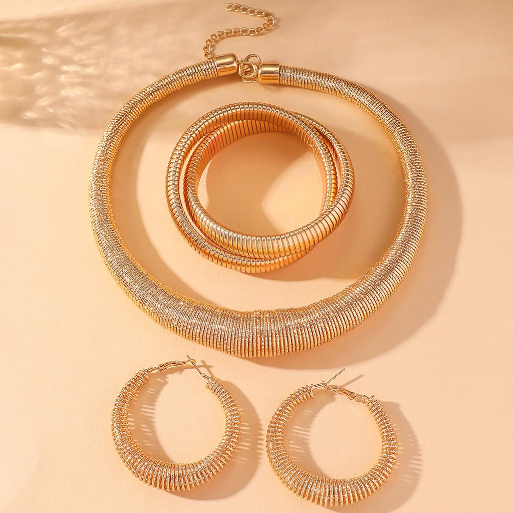 Exaggerated Metal Wind, Circle Collar, Personality Trend, Simple Geometric Temperament, High-End Sense Of Necklace, Women