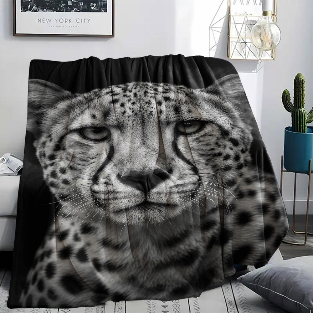 1Pc BigFive Print Flannel Blanket, High quality Comfortable for All Seasons, Home Decor, Warmth and Comfort, Perfect for Christmas Gifts
