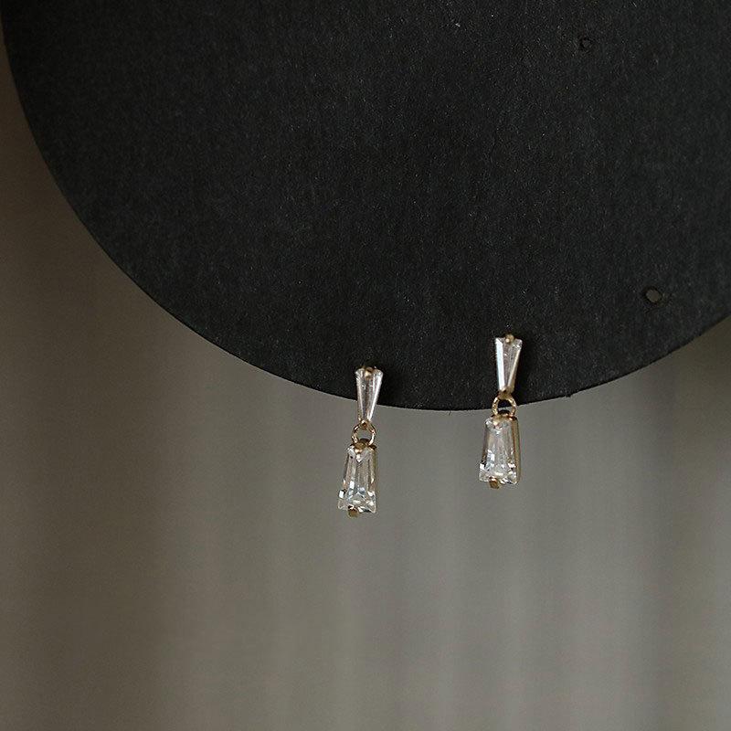 Trapezoidal Zircon Glittering Mini Exquisite Small Earrings Earrings Temperament Goddess Style