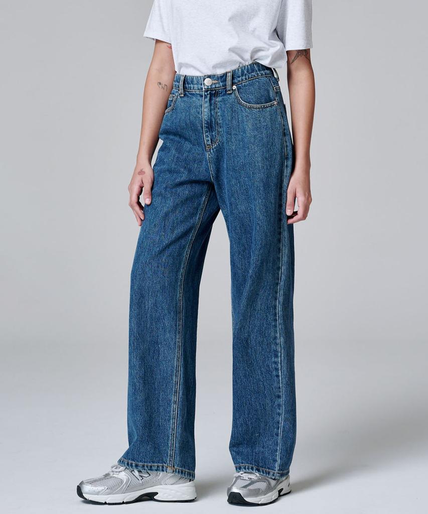 MALOUPE 9133 Regular Wide Denim Pants (Medium Indigo)