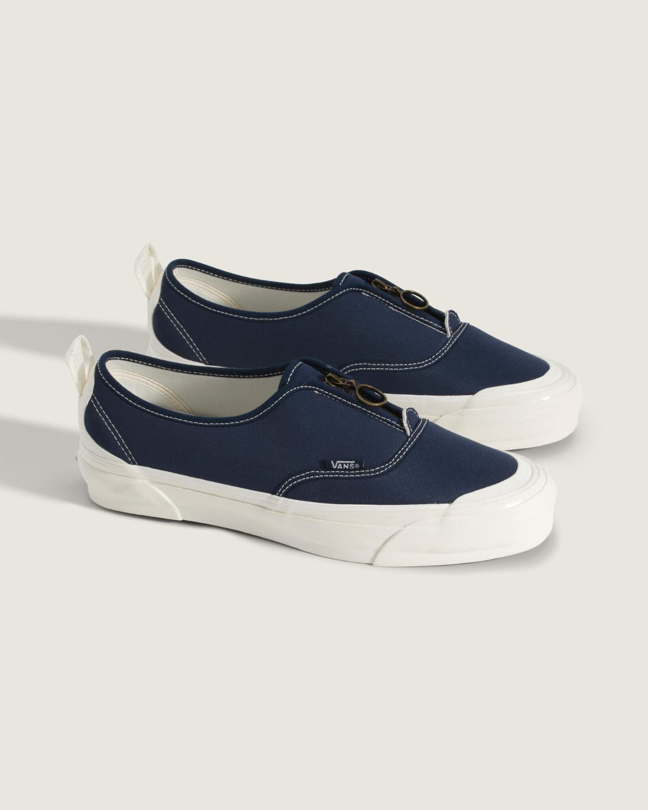 VN000EH5LKZ VANS OTW AUTHENTIC ZIP VIBRAM NEOPRENE DRESS BLUES (Men s) 10.5