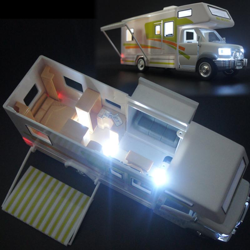 1/30 Diecast Luxury RV Recreational Vehicle Car Model Metal Toy Camper Van Motorhome Touring Car Model Sound and Light Kids Gift