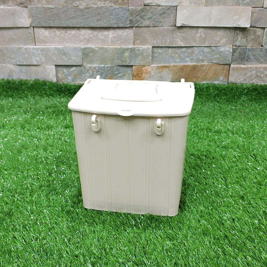 Plastic Birdhouses with 2 Hooks Parakeet Nest Box Birds Nesting House Breeding Box for Lovebirds Parrotlets Mating Box