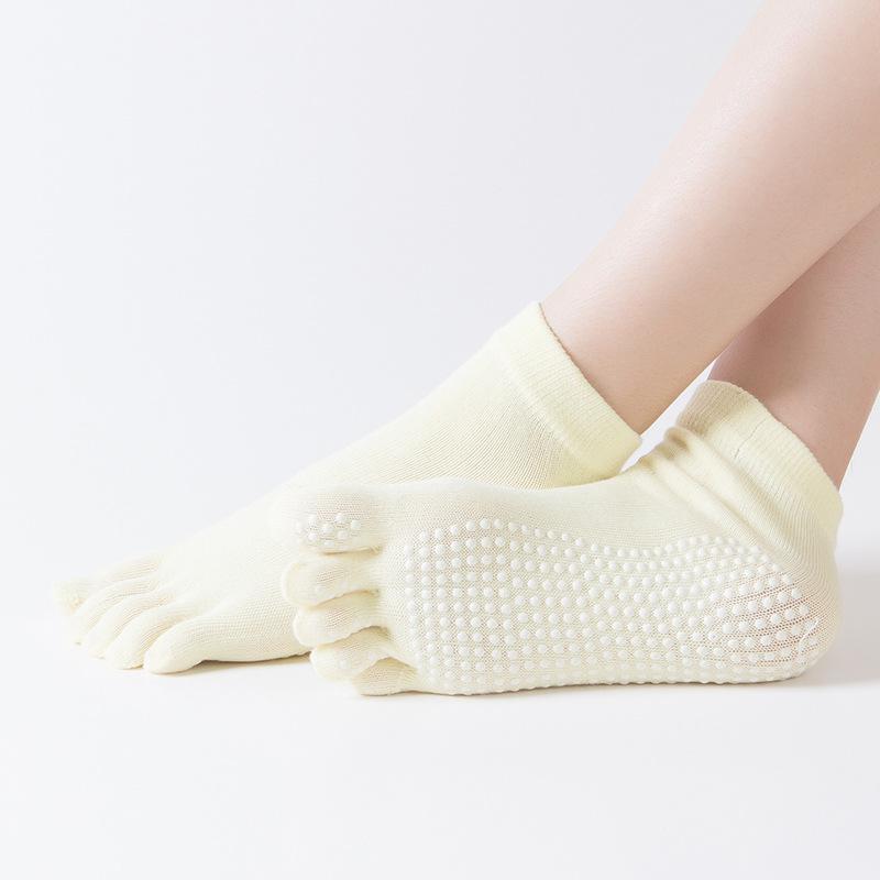 

Non-slip Five-Toe Yoga Socks for Women - Mid-Calf Length for Dance, Pilates, and Indoor Training One Size