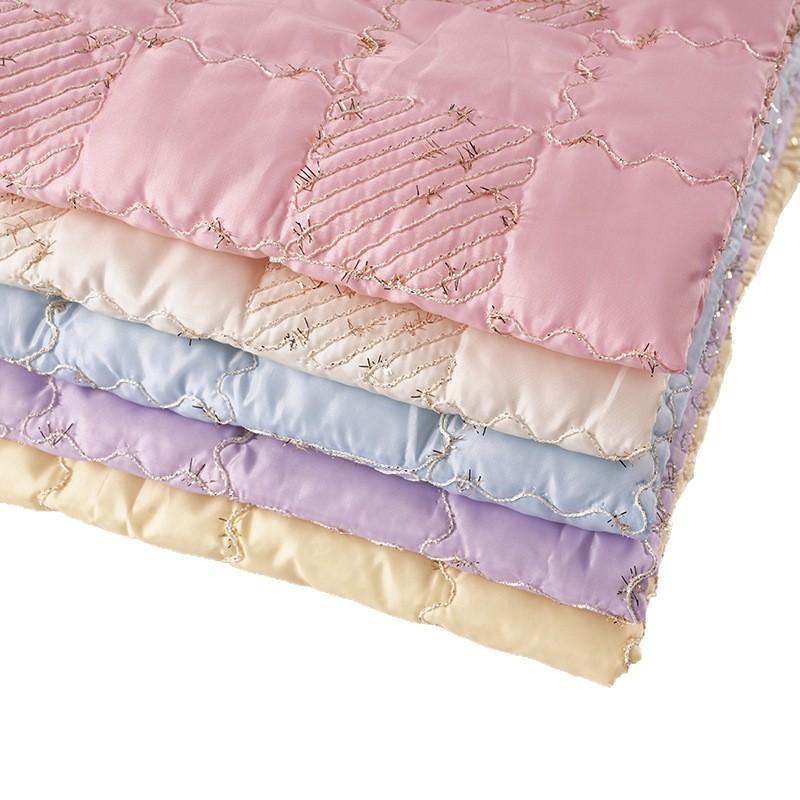 1 metr Pikowana tkanina bawełniana Poliestrowa haftowana sznurkiem Tkanina haftowana cekinami na torebki projektanckie Bagaż Materiał