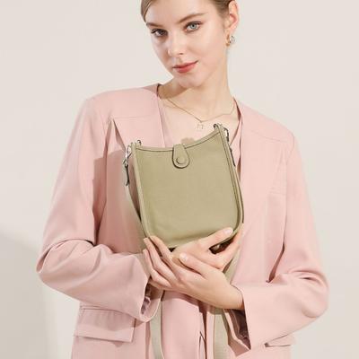 Vielseitige Umhängetasche aus echtem Leder Kuhfelltasche Handytasche