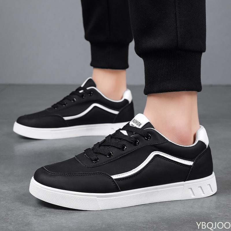 Men's Casual Comfortable Sports Shoes with Lace Up New Autumn Versatile Casual Comfortable Breathable Board Shoes