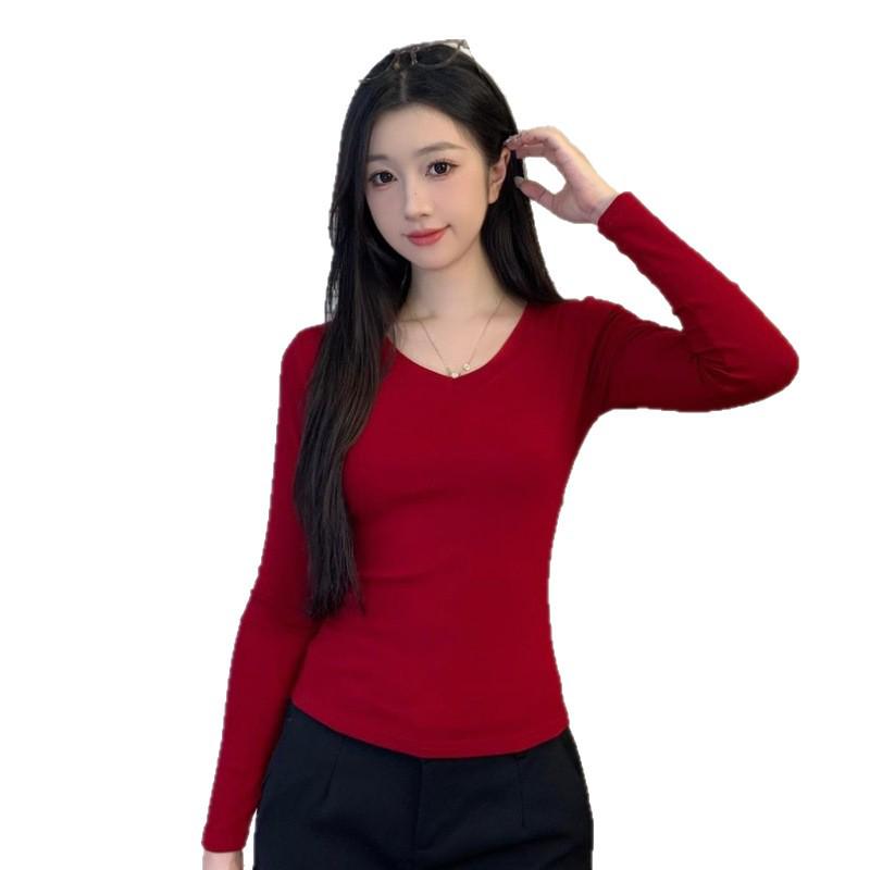 Stylish Slim-Fit V-Neck Long-Sleeve Tee - Perfect for Autumn/Winter