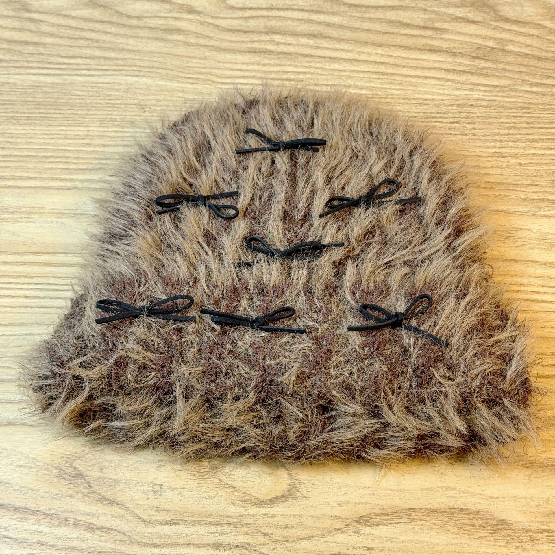 

Милая и симпатичная шерстяная шапка с бантом для женщин на осень и зиму. Новое лицо, демонстрирующее маленькую вязаную ветрозащитную шапку-балаклаву. one size