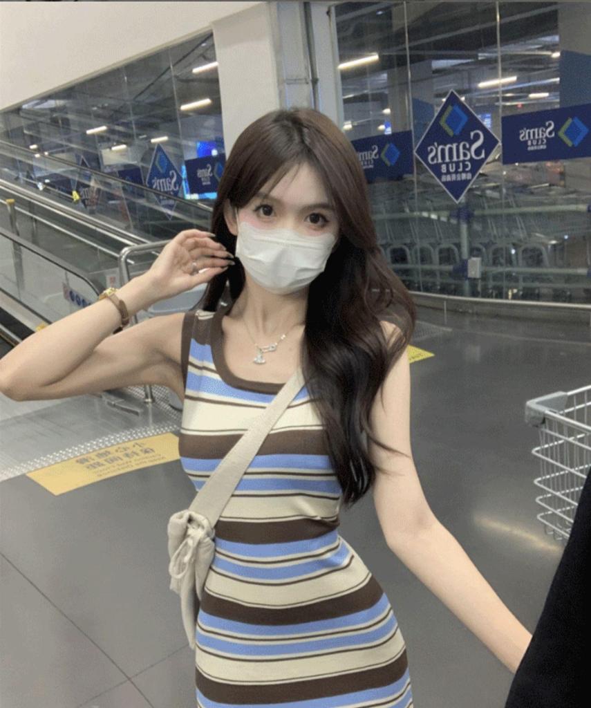 Striped Sleeveless Knitted Vest Dress - Women's Slimming Midi for Spring/Summer