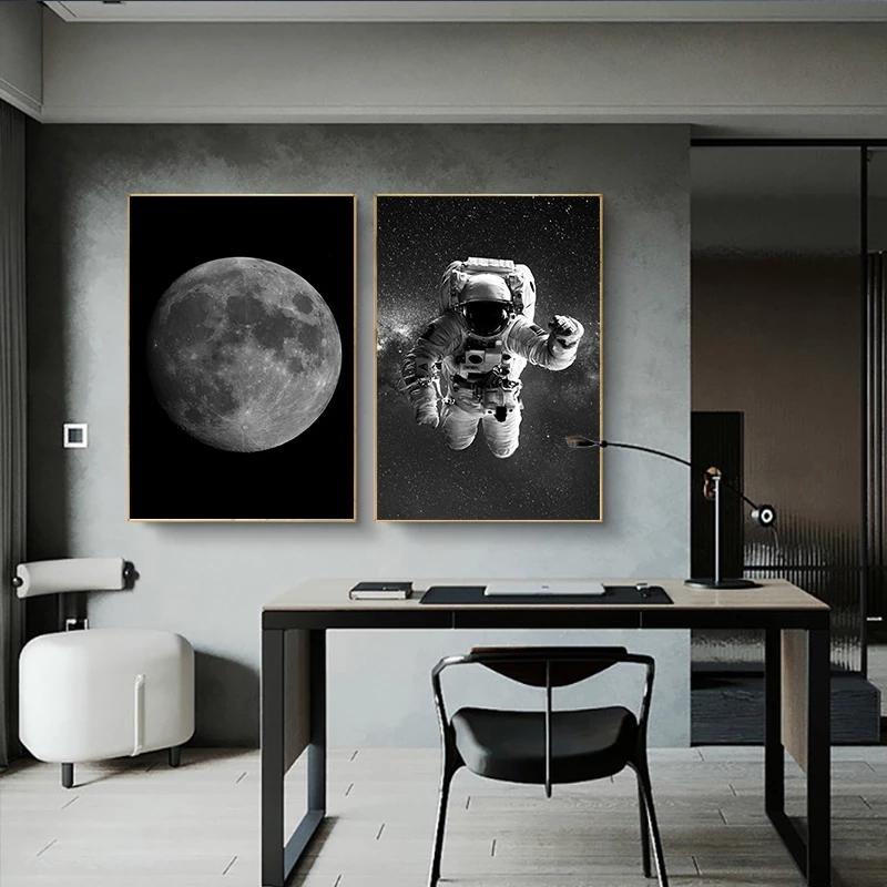 Schwarz-Weiß-Leinwandgemälde mit Astronaut und Mond, Poster und Drucke, Weltraum-Wandkunst, Bilder für die Wohnzimmerdekoration
