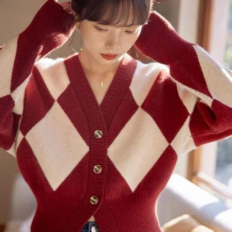 New Year Knitted Sweater Cardigan Women's Spring and Autumn Winter Retro V-neck Inner Top Coat
