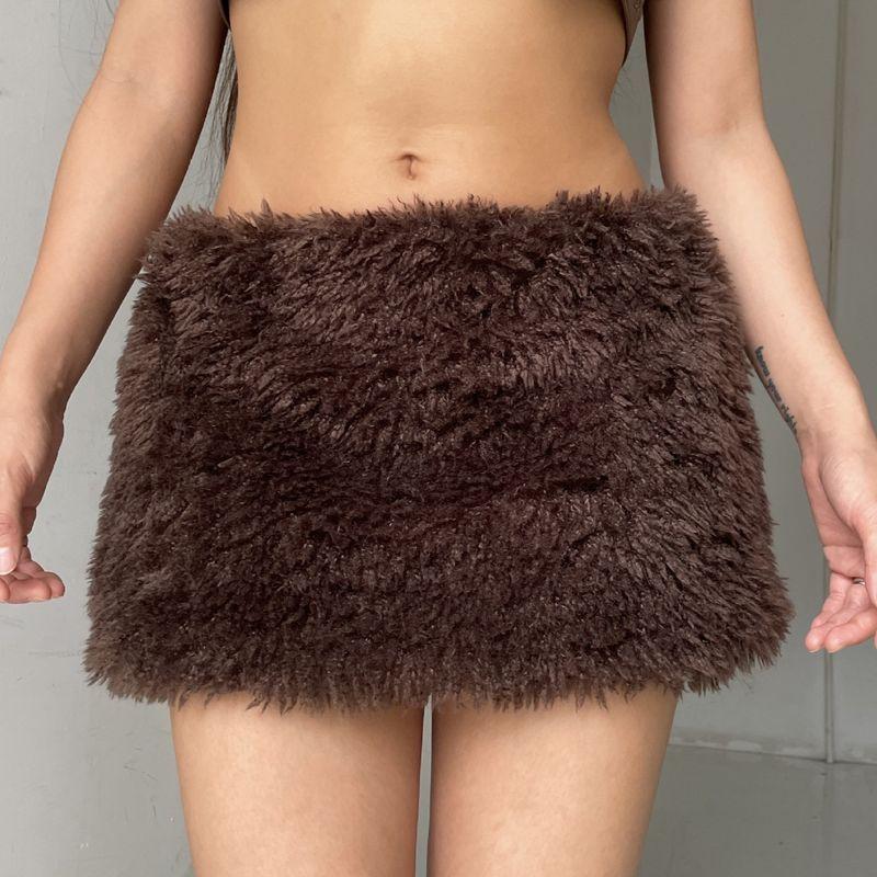 Women's Fashion Low Waist Hip-Wrapped Casual Super Short Shorts Stuffed