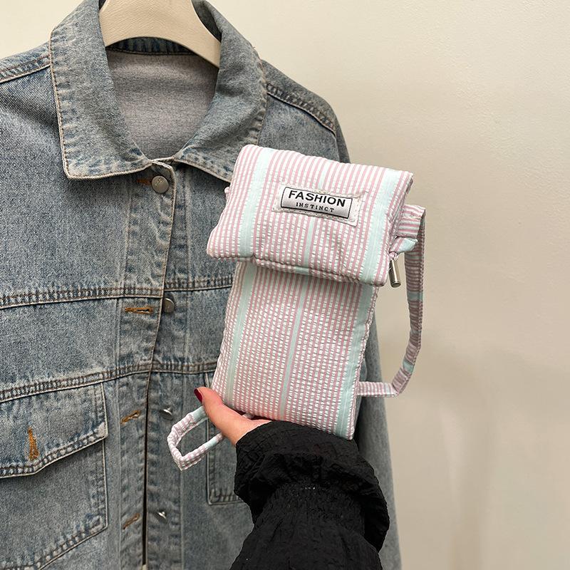 Mini small bag women's new niche casual fashion versatile shoulder bag crossbody mobile phone bag