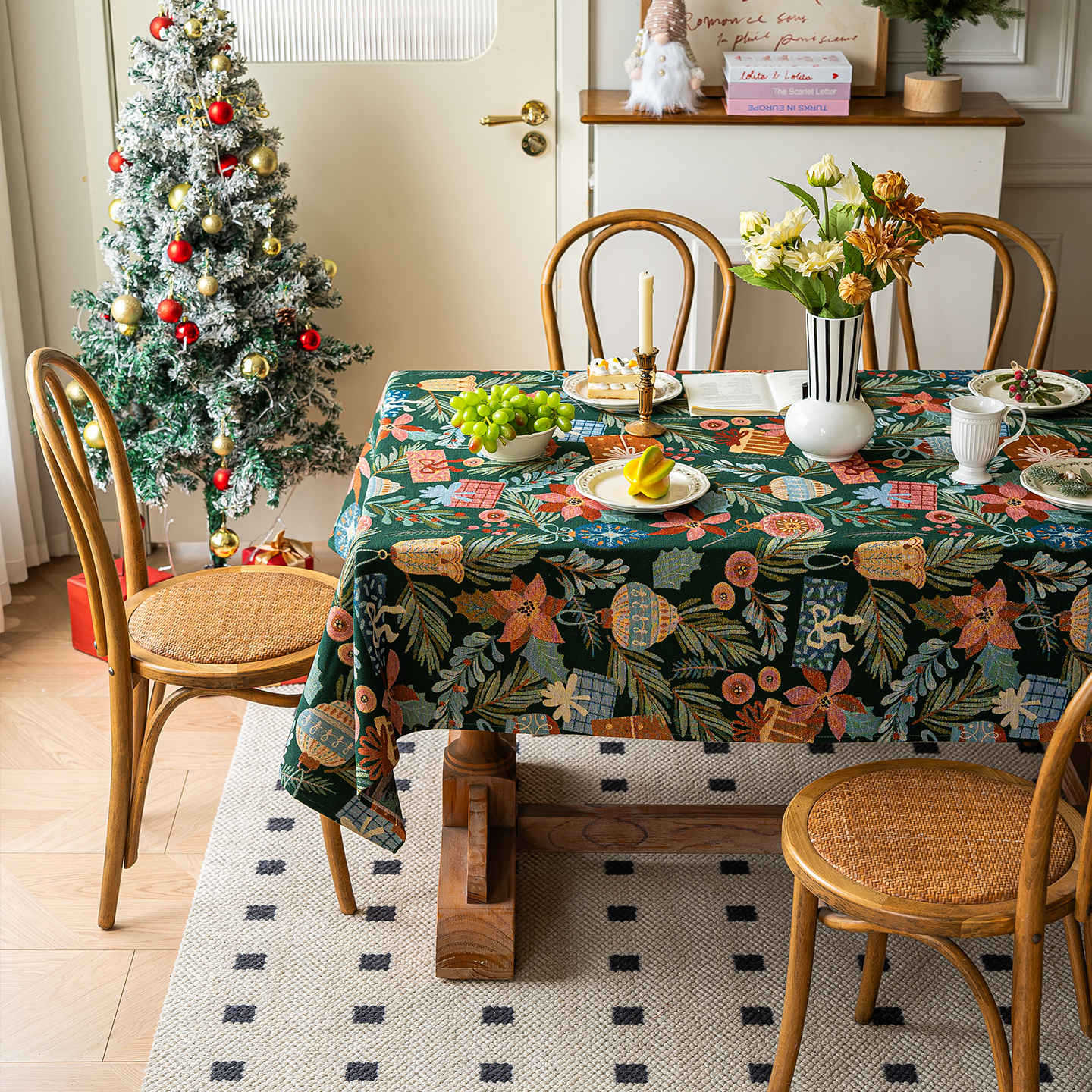 

American Retro Linen Jacquard Tablecloth Thick Floral Tea Table Dining Fabric Cover 90*90cm [commonly used for small square tables]