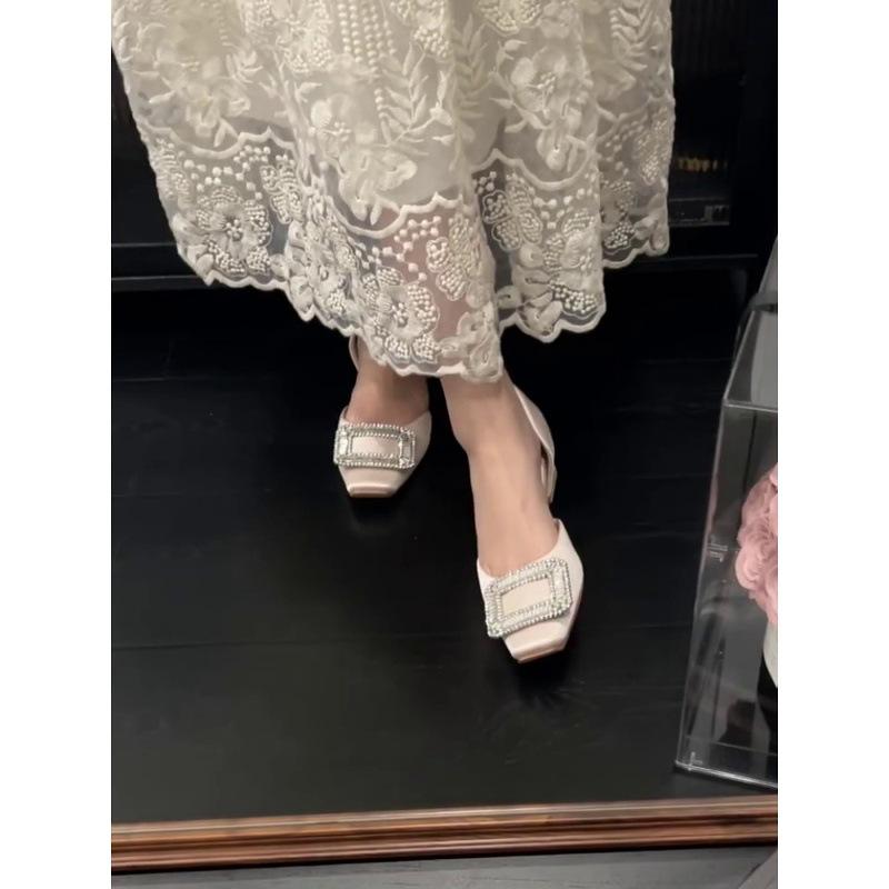 Inner heightening version~ Niche low-heeled rhinestone square buckle shoes, shallow-mouth single shoes for women, French commuter hollow sandals for
