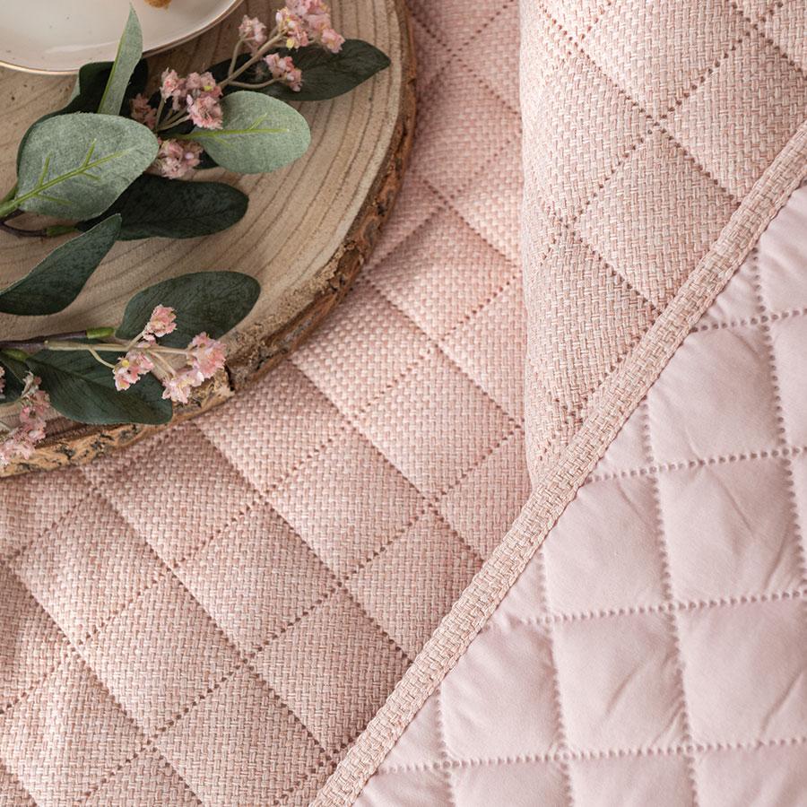 MOLLY Decorative bedspread 170x210cm - powder pink for a romantic bedroom