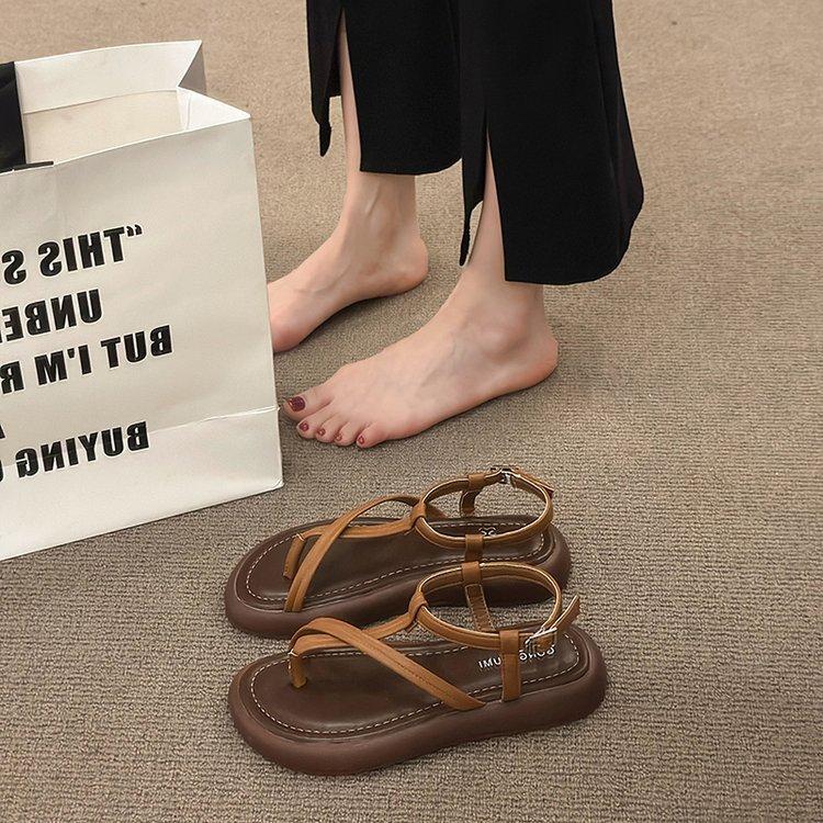 Fairy Style Flat-bottomed Fashion Set-toed Roman Sandals Women's 2025 Spring and Summer New Cross-pinched Soft-soled Beach Shoes